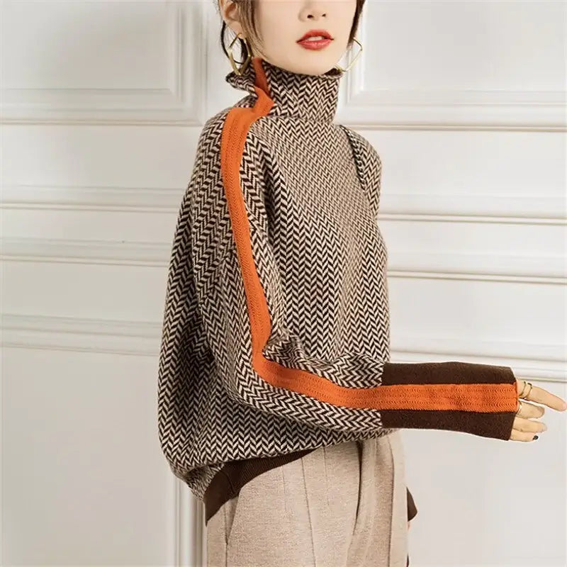 Ladies' roll neck sweater made of soft knit - Amira