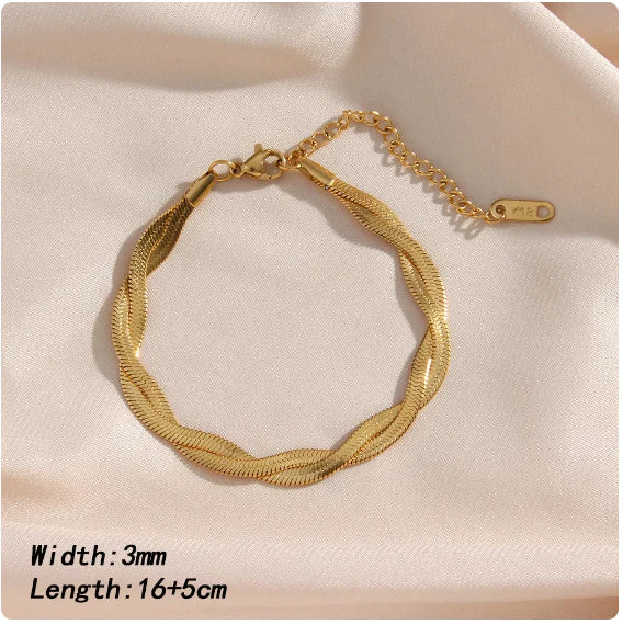 Twist Necklace and Bracelet Set | Elegant Jewellery-State of Style