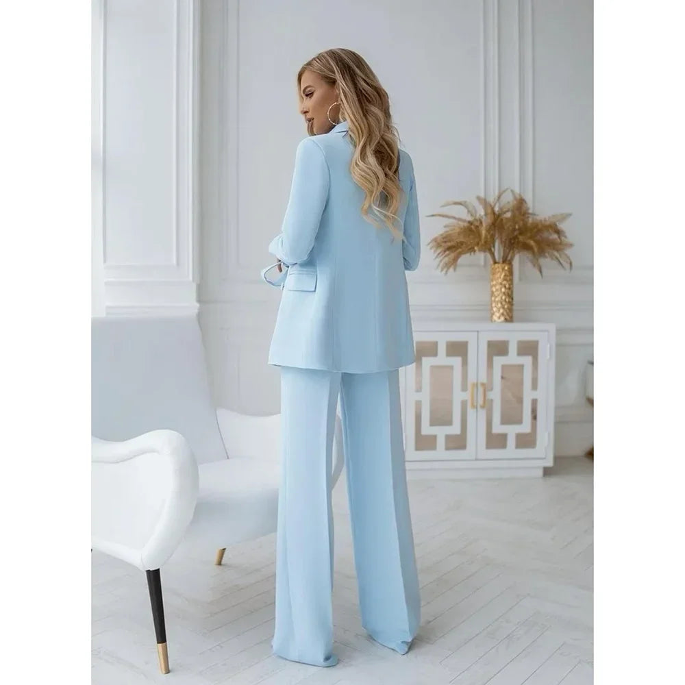 Two-piece light blue trouser suit set with double-breasted design – Vivienne-S-State of Style