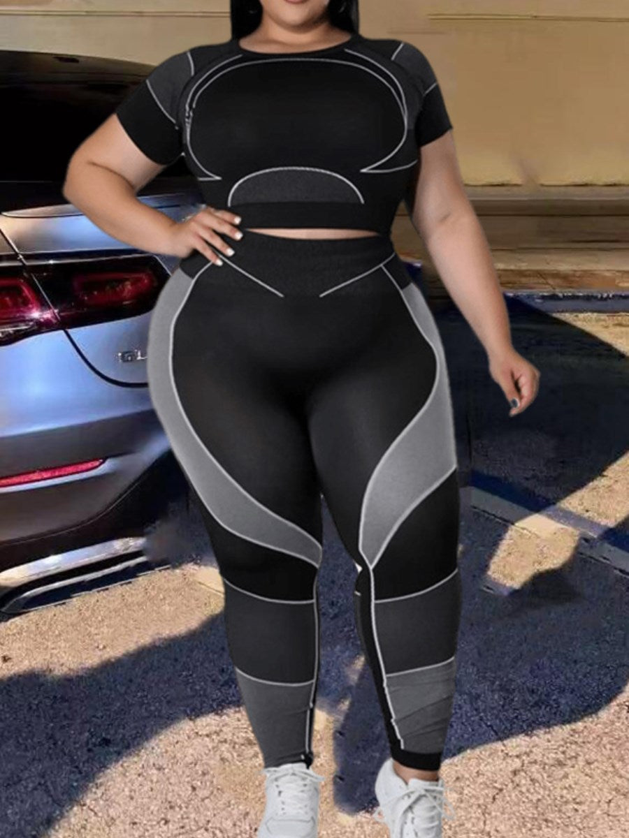 Two-Piece Patchwork Set – Plus-Size Leggings & Crop Top-Black-2XL-State of Style