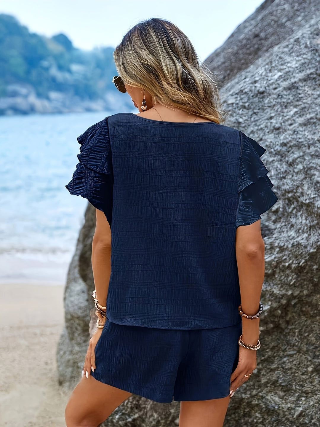 Two-Piece Set with Flared Sleeves and Loose Fitting Shorts – Livana-Blue-S-State of Style