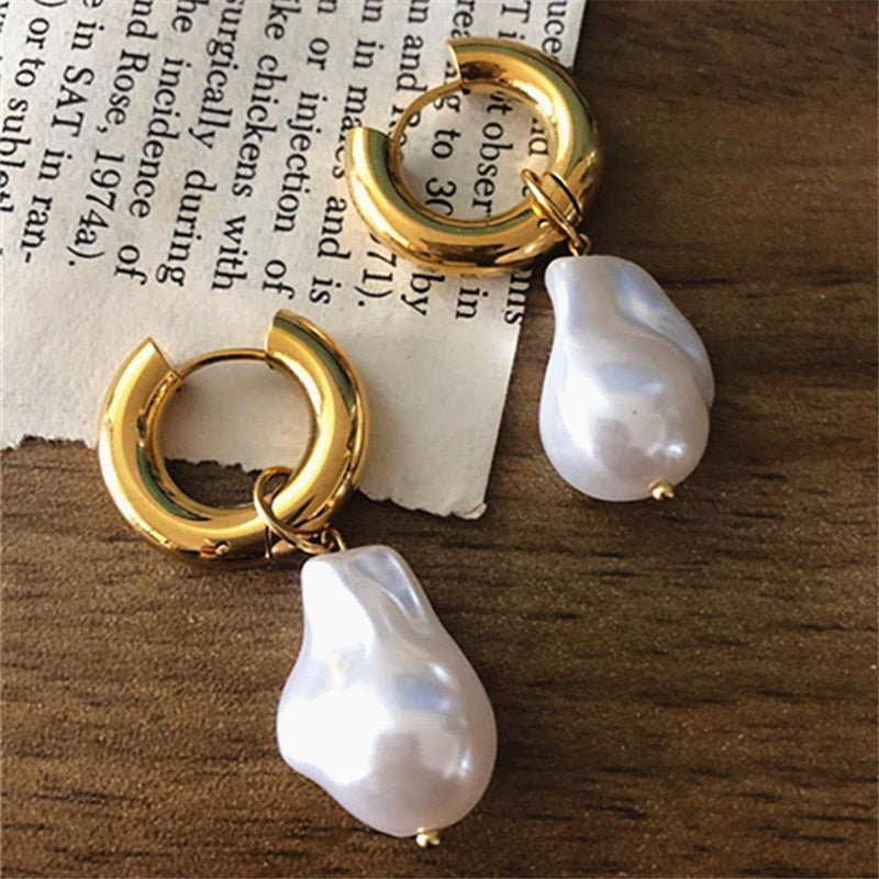Vintage Earrings | Stunning Retro Chic for Your Style Statement-Gold-State of Style
