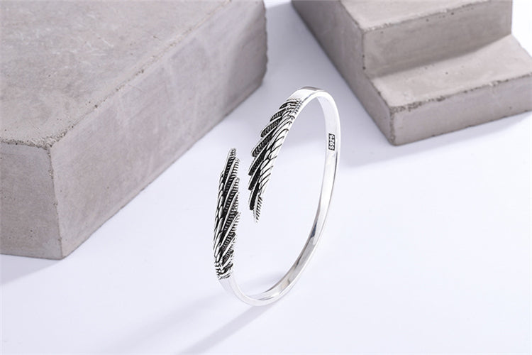 VINTAGE FEATHER BRACELET-State of Style
