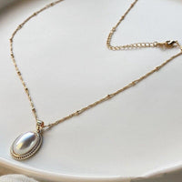 Vintage Gold Pearl Necklace - Lumina-State of Style