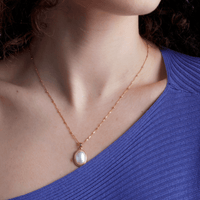 Vintage Golden Pearl Necklace - Lumina-State of Style