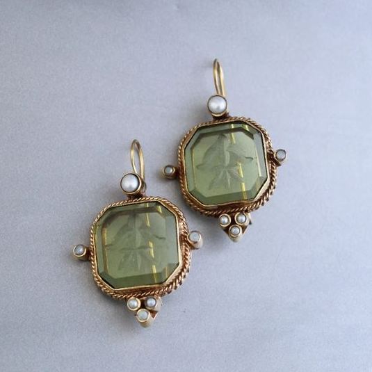 Vintage Green Earrings with Pearls - Valeria-State of Style