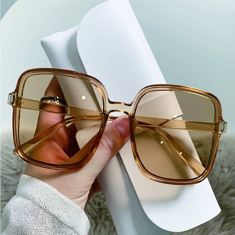 Vintage-Inspired Oversized Square Sunglasses – Chic & Trendy-A3-State of Style