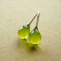 Vintage Olive Glass Earrings - Olivia-State of Style