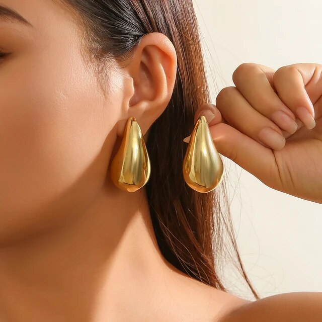 Vintage Teardrop Earrings - Aurielle-Gold-State of Style