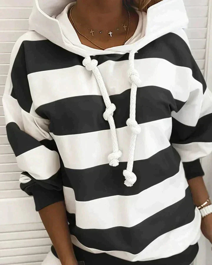 Warm and Stylish Women's Hoodie - Elise-Black-XS-State of Style