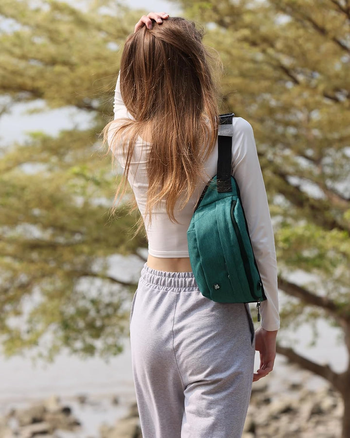 Large Waterproof Waist Bag with Adjustable Strap and Multi-Pockets – 1+1 FREE