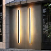 Weather-resistant Outdoor Wall Lamp - RainGuard Light-Warm White-30 x 9cm 9W-State of Style