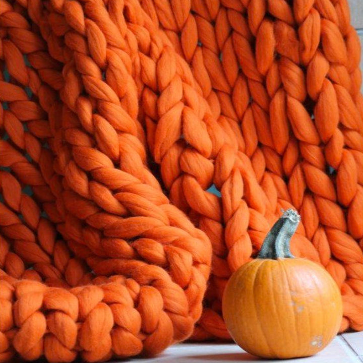 1000 grams XXL Chunky Knitting Yarn - LuxaWool