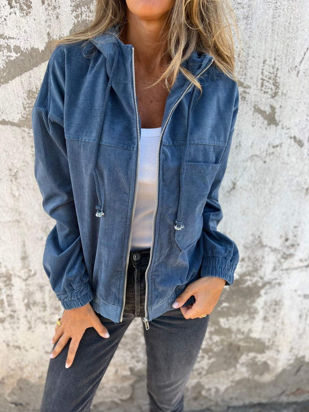 Women's leisure jacket with hood and zipper – Liana-Blue-S-State of Style